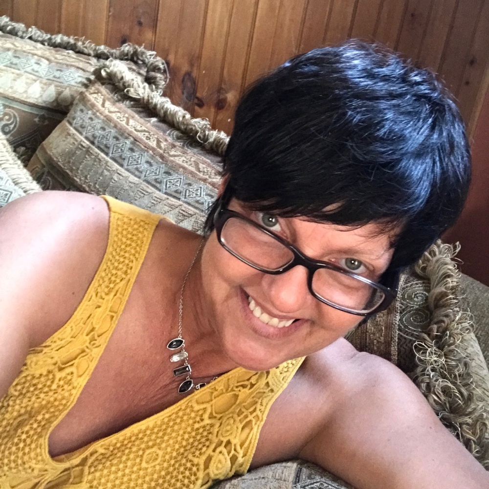 Meet your Posher, Carol